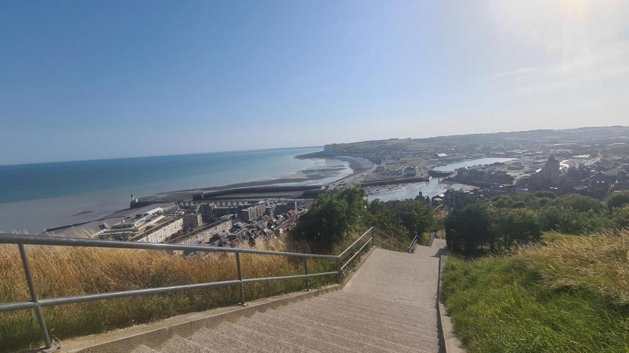 Residence Du Bord De Mer 9 Appartements Avec Une Vraie Vue Mer Le Tréport Dış mekan fotoğraf
