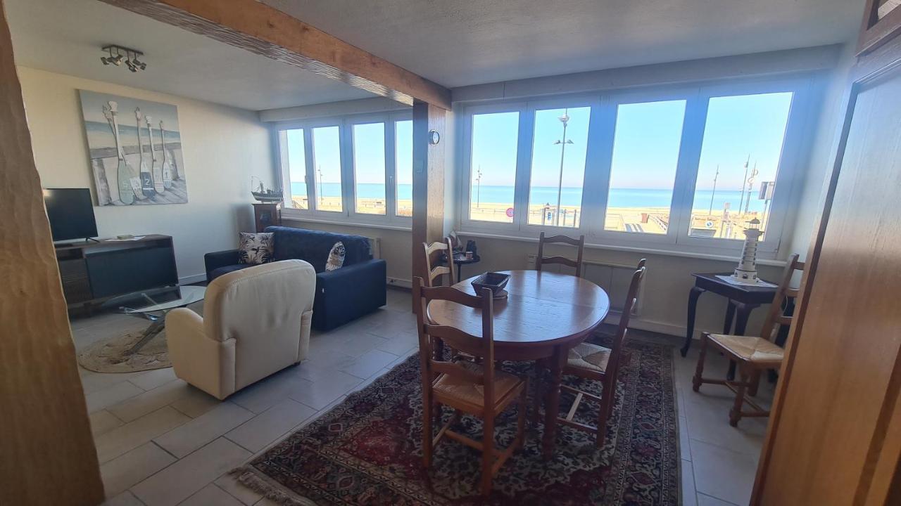 Residence Du Bord De Mer 9 Appartements Avec Une Vraie Vue Mer Le Tréport Dış mekan fotoğraf