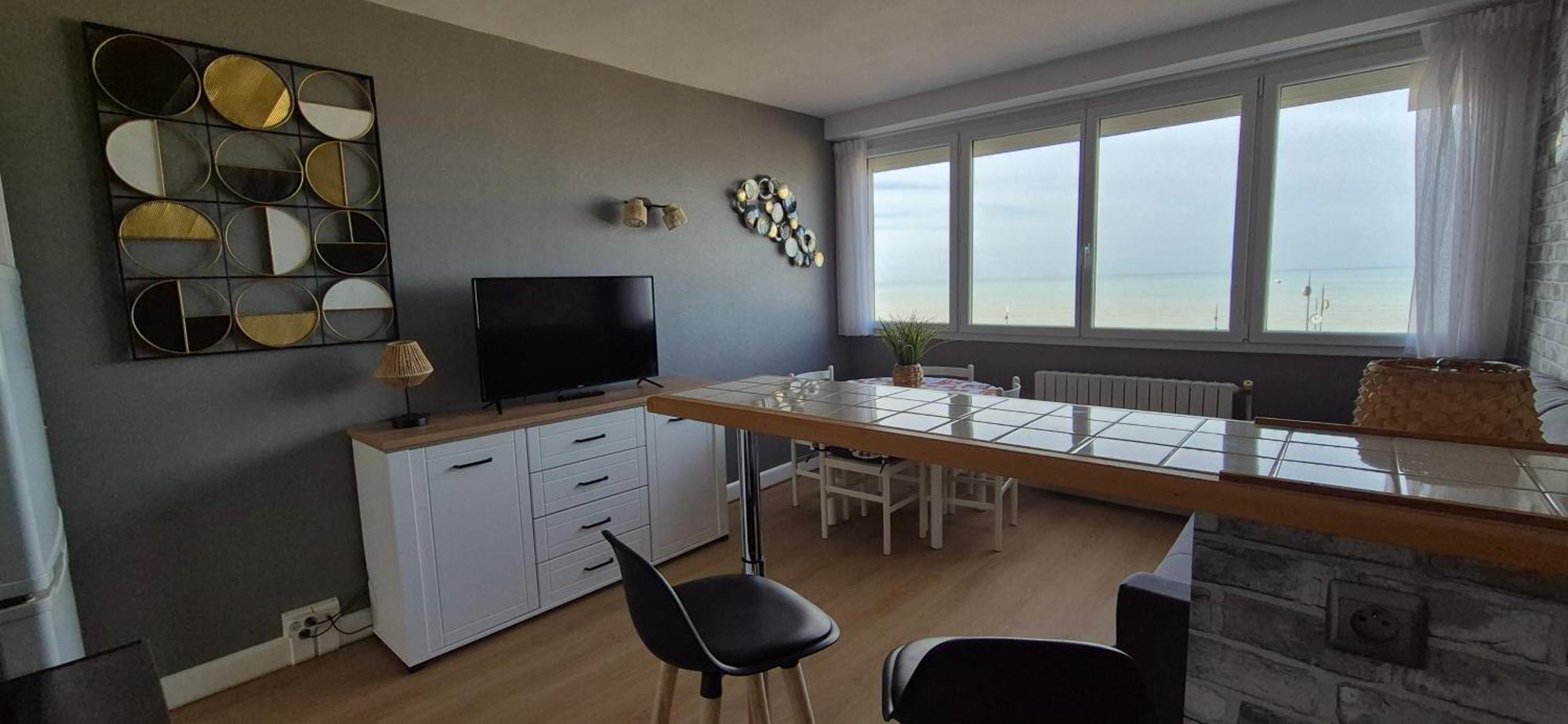 Residence Du Bord De Mer 9 Appartements Avec Une Vraie Vue Mer Le Tréport Dış mekan fotoğraf